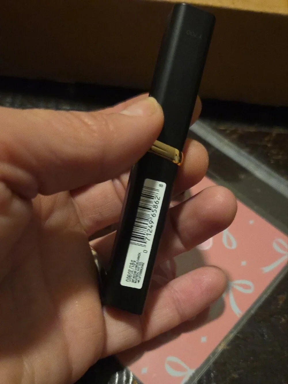 Duo Revlon ColorStay Suede Ink & LOREAL Color Riche le Rosewood Ambition
